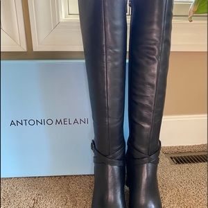 Women’s 6.5 Antonio Melani Leather boots